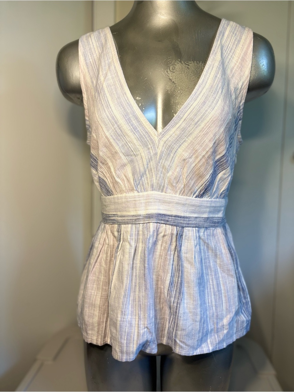 Splendid  Jade V Neck Tank Size XS